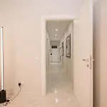 Flat 42 By Ghor דירה רומא