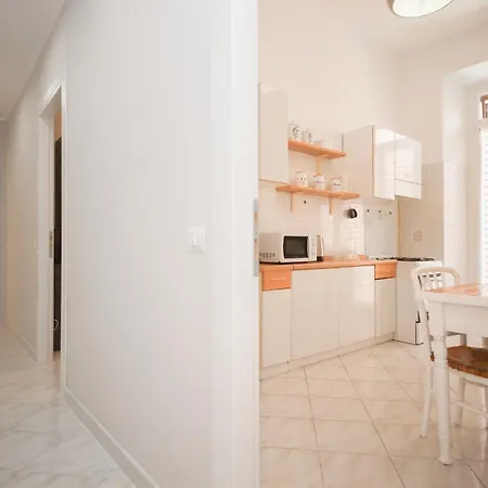 Flat 42 By Ghor