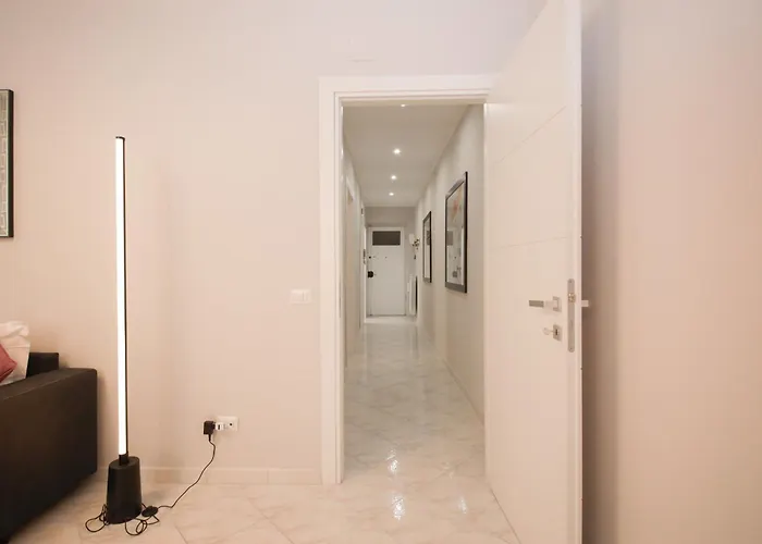 Flat 42 By Ghor شقة روما