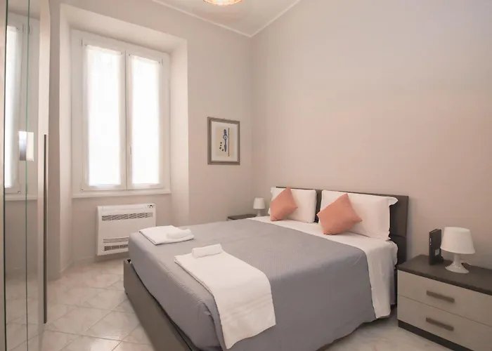 Apartment Flat 42 By Ghor *