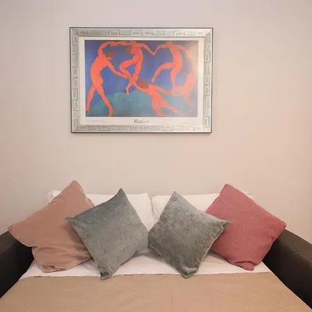 Flat 42 By Ghor روما