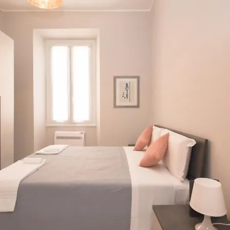 Flat 42 By Ghor روما