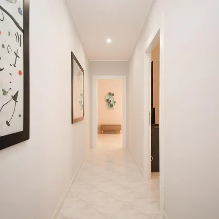 Flat 42 By Ghor شقة