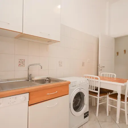 Flat 42 By Ghor